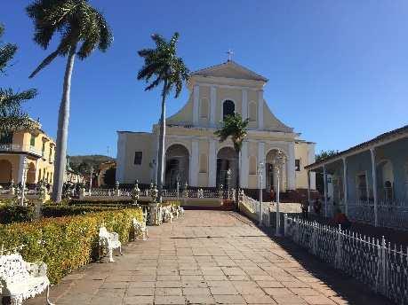 22/03 TRINIDAD Colazione  Ore 9:30 partenza per la visita di Trinidad, città dichiarata Patrimonio