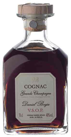 invecchiato naturalmente, questo Cognac non filtrato ha il sapore complesso ed eccezionalmente persistente. Limousin di rovere per 25 anni.