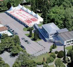 Il Centro Congressi Il Palazzo dei Congressi di Riva del Garda, situato nel cuore della cittadina e circondato da