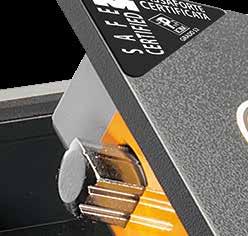 11 Casseforti UNDER Under - Chiusura con chiave - Chiave e combinazione meccanica Modello a pavimento