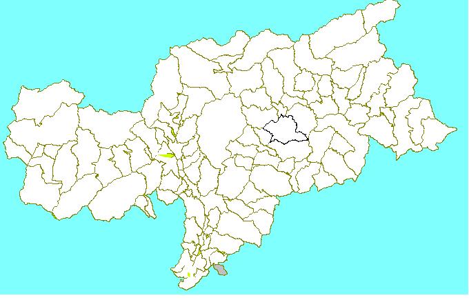 ANTERVINO Abitanti : 384 Superficie: kmq 11 Altitudine: m. 1.209 Classificazione climatica: z o n a F, 4. 2 9 9 G G Situato alle pendici del Monte Corno, al confine con la provincia di Trento.