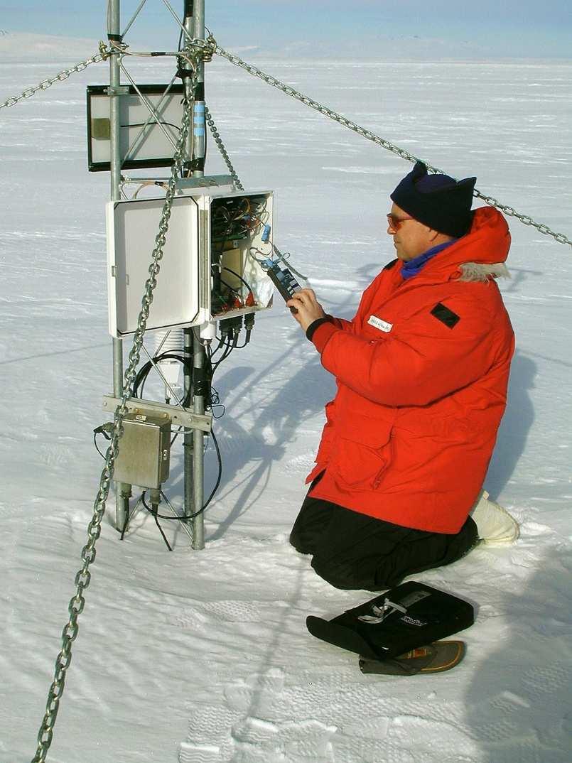 L ATTIVITA Il lavoratore esegue anche le operazioni di predisposizione e manutenzione delle stazioni tradizionali e dei campi neve e il controllo di funzionalità delle stazioni automatiche.