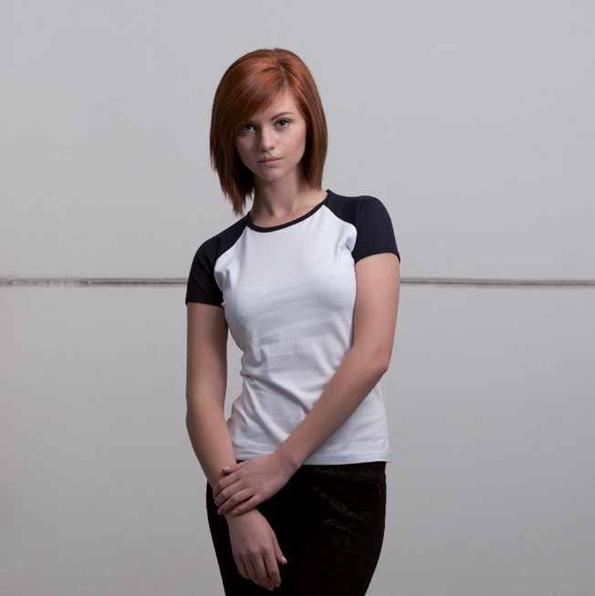 T-SHIRT 203 T-shirt manica Raglan Taglio aderente 100% cotone pettinato 145 g/mq Confezione 10pz pronto