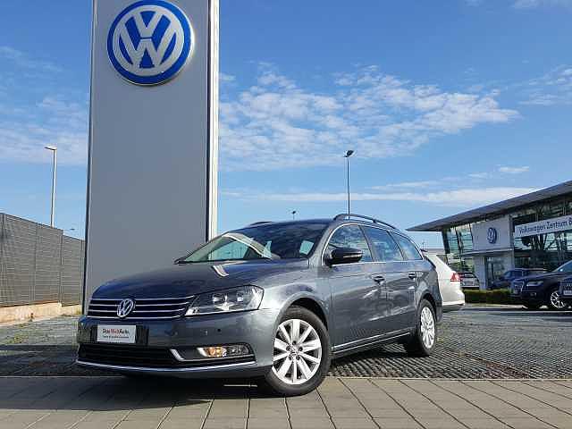 Volkswagen Passat Var. 2.0 TDI Comfortline BM.Tech. Passat Immatricolazione: 7/ 2013 KM: 136015 Carrozzeria: Station Wagon Cilindrata: 1968 Prezzo: 13.