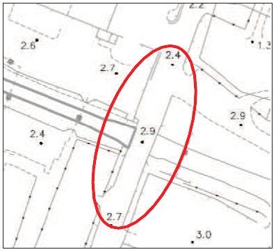 Attualmente è presente una banchina lato mare di larghezza importante (vi può sostare un tir), 2 ampie corsie di scorrimento, banchina ridotta lato ferrovia e marciapiede; vi è inoltre una fascia