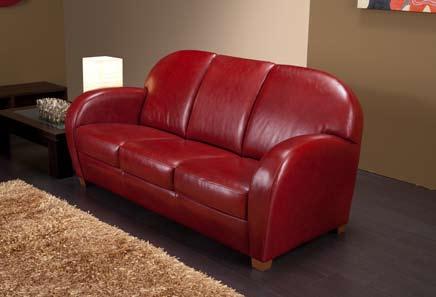 B74 DISCOVERY Un divano dalle linee semplici sapientemente articolate.