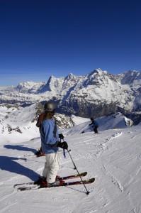 La regione della Jungfrau, tra montagne imponenti, innumerevoli attività per il tempo libero in una destinazione particolare E veramente una destinazione valida per una vacanza in tutte le stagioni,