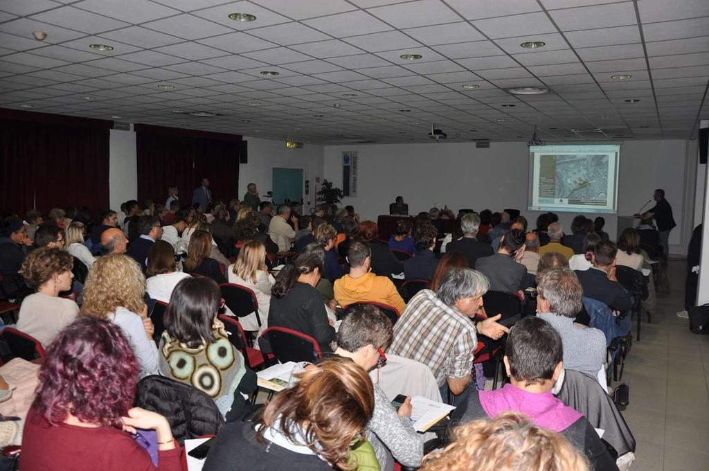 Veduta del numeroso ed interessato pubblico presente in sala