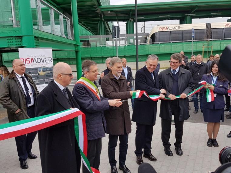 Il ferro in città IL PEOPLE MOVER A PISA Il 18 marzo 2017 inaugurato il People Mover la navetta elettrica veloce a basso impatto