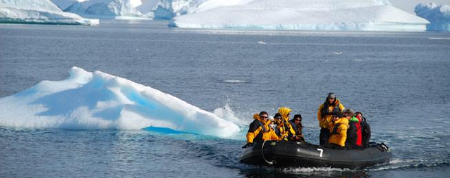 AEROCROCIERA IN ANTARTIDE - CLASSIC ANTARCTICA AIR CRUISE - PARTENZA 11 FEBBRAIO 2019 Esperienza antartica in volo e in navigazione Questa proposta prevede di sorvolare il Canale