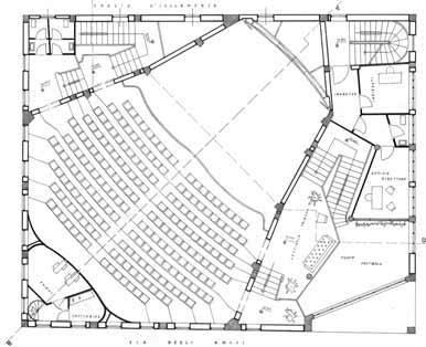 e decorative. Tutto ciò è evidenziato con particolare cura sul fronte prospiciente il viale San Martino. Il cinema Apollo, ubicato tra la via Cesare Battisti e la via S.