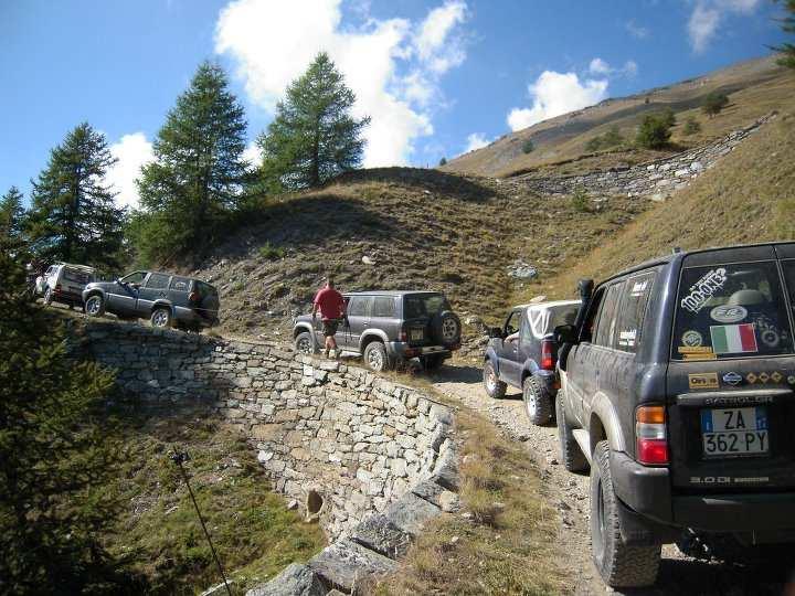 SISTEMAZIONE NEGLI ALLOGGI PRESCELTI CENA IN COMPAGNIA ESCURSIONE NOTTURNA FACOLTATIVA IN FUORISTRADA PERNOTTO