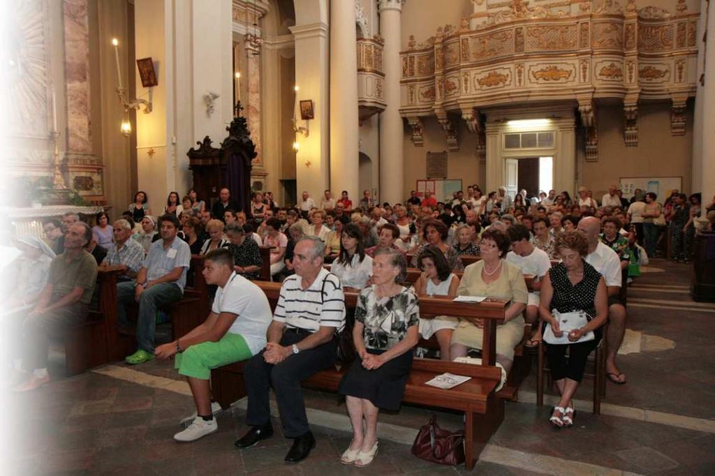 Marzo Assemblea dei parenti e altri devoti intervenuti alla celebrazione nel Santuario di Corinaldo 1 Lunedì S. Albino 16 Martedì S. Eriberto 2 Martedì S. Simplicio 17 Mercoledì S.