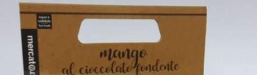 Mango al cioccolato fondente fette intere di mango ricoperte di cioccolato fondente Codice: 865 Peso: 115 g Prezzo al pubblico: in definizione (IVA 10% inclusa) Confezione: 12 pz