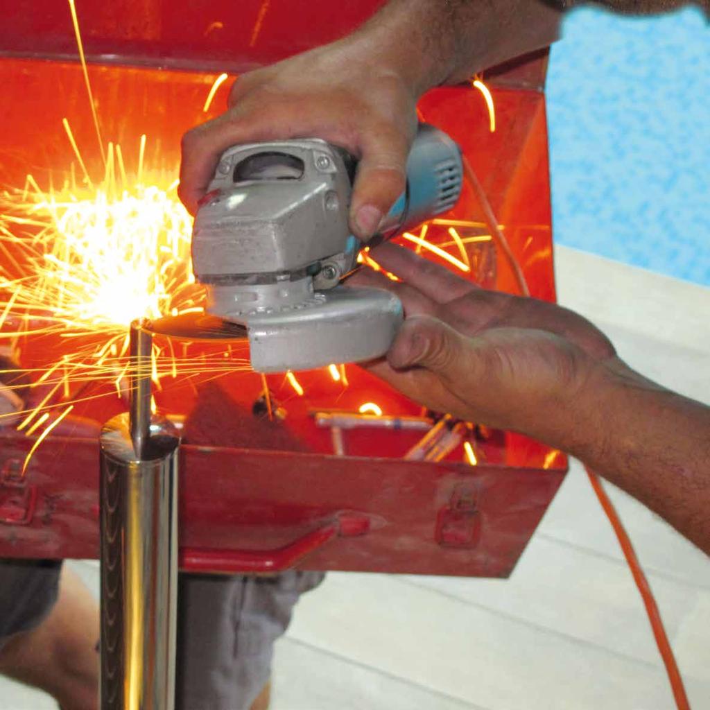 PRODUZIONE Steely progetta, realizza e monta qualsiasi tipo di prodotto in acciaio inox.