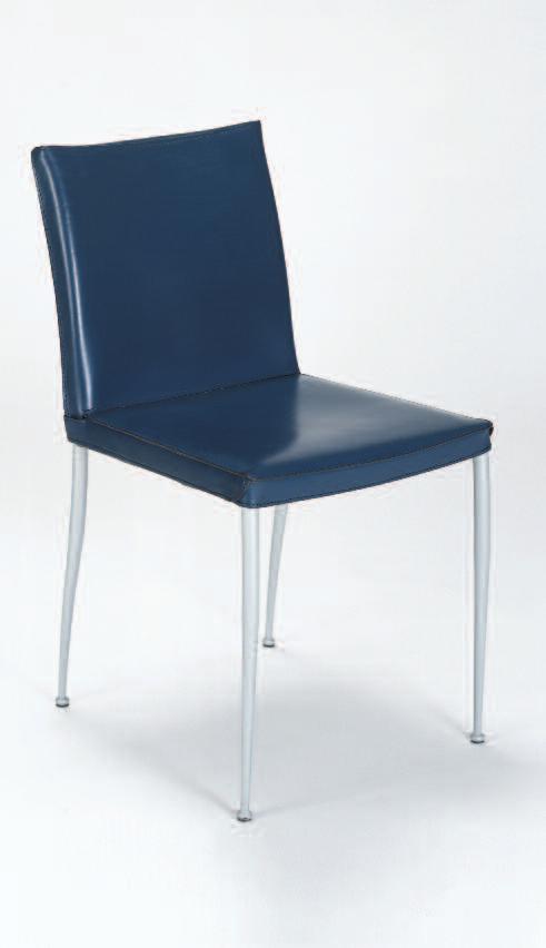Foldaway chair with steel painted frame and leather seat and back. Art. 115 - cm.