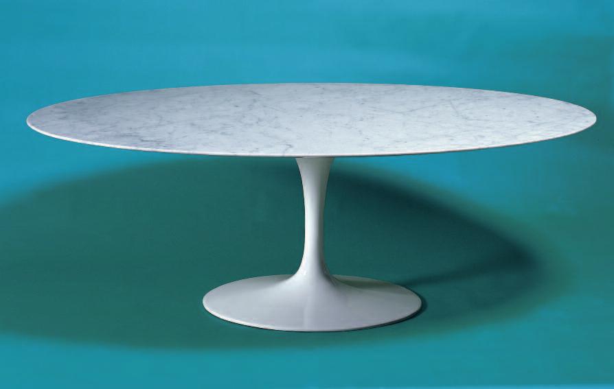 Piano in marmo bianco Carrara, nero Marquinia o laminato (bianco/nero) Table with aluminium base.
