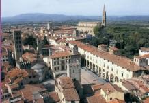 Percorso per bambini Piazza della Libertà ci dà il nostro punto di partenza prima di proseguire verso