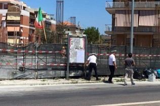 Data: 5 Luglio 2016 Url Via Quarto, la polizia municipale sequestra il cantiere Sequestrato il cantiere di via Quarto, questo pomeriggio gli uomini della polizia municipale di Latina hanno posto i