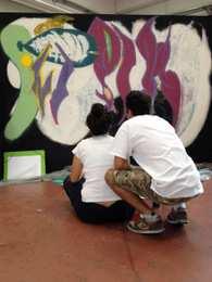 Graffiti alla Fapim, ma è una performance artistica http://www.luccaindiretta.