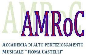 Ancor prima che si stabiliscano i primi contatti con l ambiente attraverso la vista e il tatto, al bambino giungono i suoni e i rumori della vita quotidiana: la voce di mamma, i rumori di casa, la