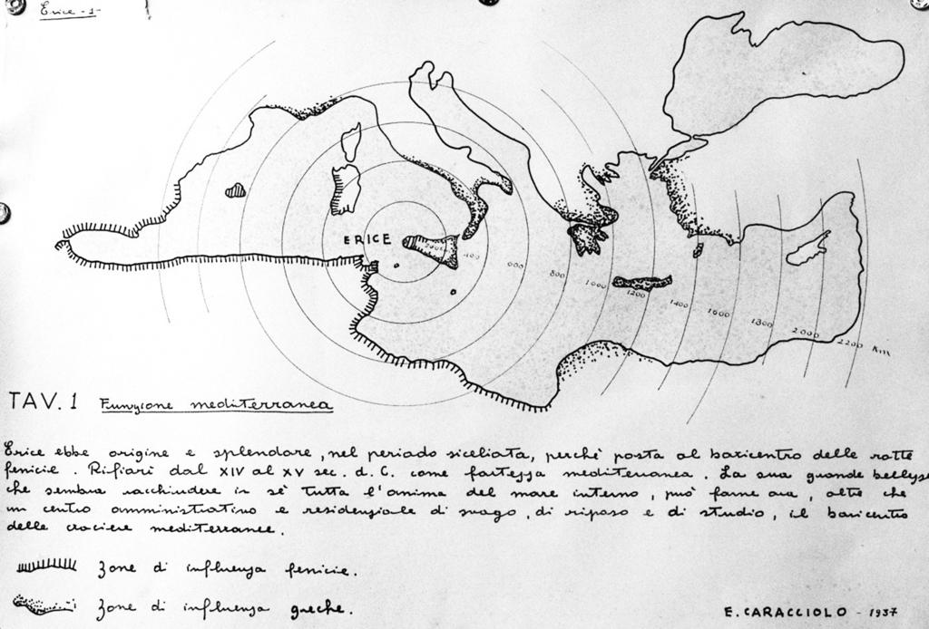 Fig. 1 Disegno di Edoardo Caracciolo, 1937 Caracciolo, riferendosi all ambiente urbano ericino, sottolinea in particolare l esistenza di tre elementi compositivi, secondo la tradizione mediterranea,