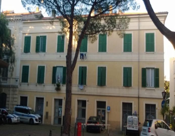 4 DIANO MARINA ERS recupero e risanamento del piano sottotetto del palazzo Maglione, già sede comunale, per la realizzazione di n.