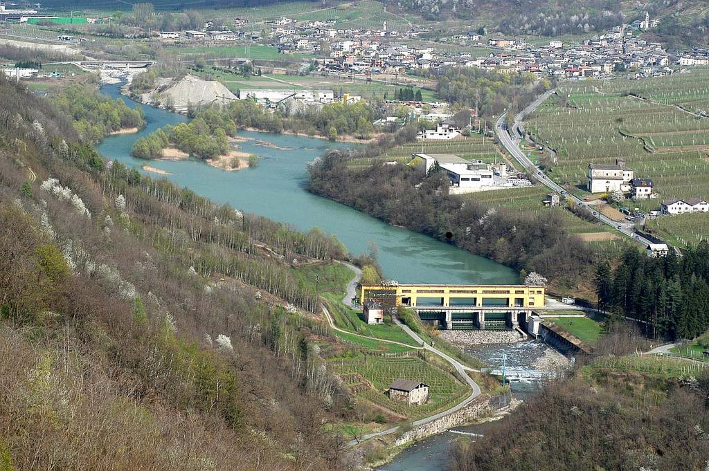 SCHEDE DEI SERVIZI ESISTENTI N. 1 Oggetto: Diga di Sernio Funzione: Attrezzatura Tecnologica A2A Localizzazione: Fiume Adda SLP: 35.