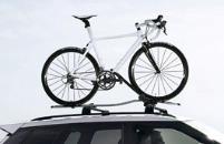13 VPLFR0091 SUPORT BICICLETA Suport pentru biciclete blocabil, proiectat pentru transportul unei singure biciclete, maximum 20 kg.