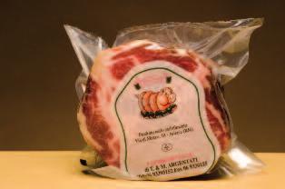 Packing: the product is vacuum packed in appropriate bags and boxes for food. CAP003 CAP002 Whole capocollo romano Capocollo romano intero Cod. prod. CAP001 - Cod. EAN 734390 1 cartone contiene n.