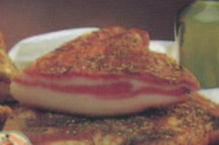 POR009 Porchetta cotta di Ariccia IGP Porchetta cotta di Ariccia IGP Ingredienti: carne di suino, sale marino, pepe nero, aglio, rosmarino.