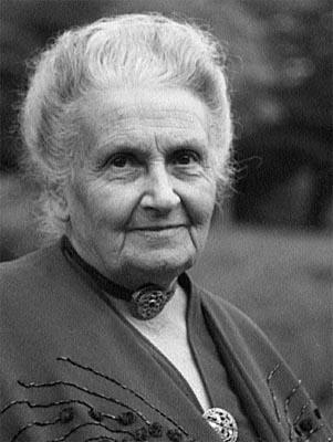 Maria Montessori Nacque il 31 Agosto del 1870 a Chiaravalle e morì il 6 Maggio 1952 a Noordwijk, nei Paesi Bassi.
