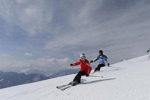 SELLA RONDA Sella Ronda, l'escursione scialpinistica superlativa. Ogni martedì tour sciistico con guida/accompagnatore e viaggio in pullmann per sciatori esperti ed allenati.