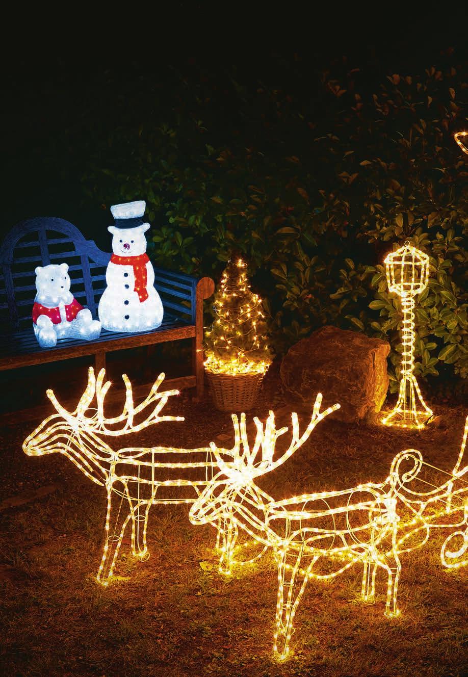Decorazioni per l esterno. Per accogliere degnamente il Natale. 2 4 1 3 6 1 Orso LED, in acrilico, 80 diodi, luce bianca pura, 41 cm N. art. 5.936.571 34.