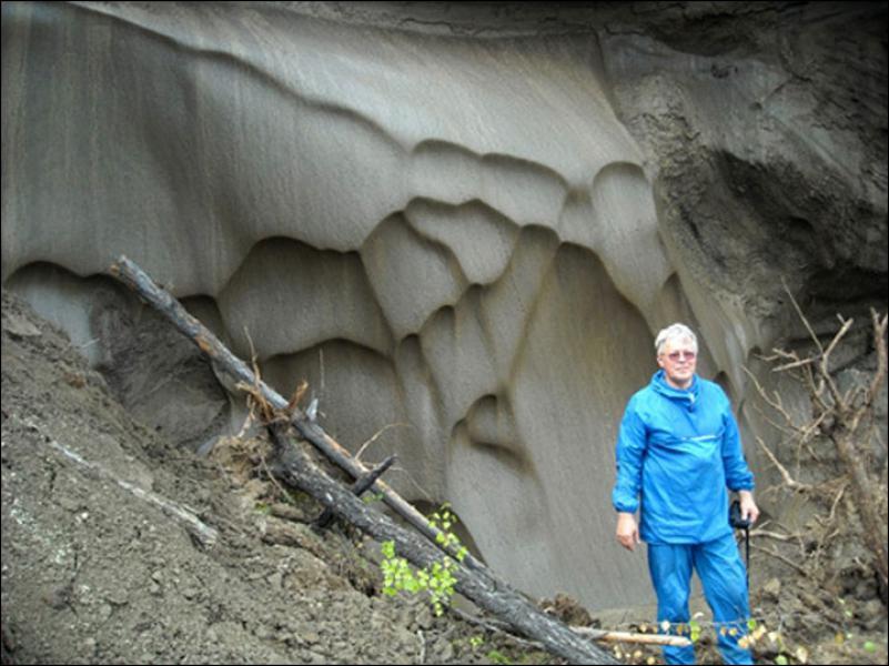 Dr Anatoli Brouchkov, capo del Dipartimento Geocryology, Moscow State University, sulla Mamontova Gora.