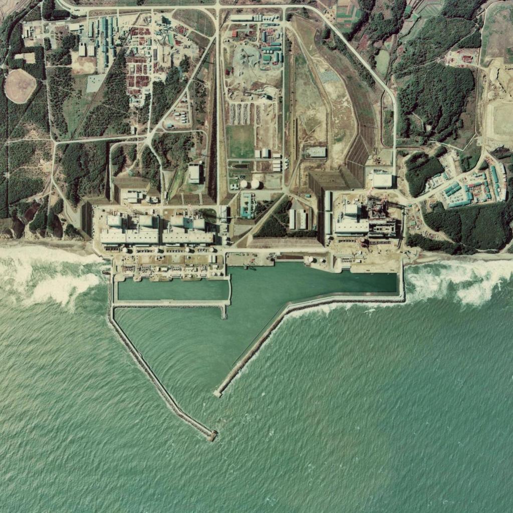 Fukushima I (Dai-Ichi) La centrale di Fukushima Dai-Ichi è composta da 6 reattori ad acqua bollente (BWR), tutti entrati in funzione tra il 1971 ed il 1979, della potenza di 460MWe (reattore 1),