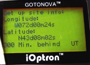 Fase 10. Impostazione della località Il GPS fornisce le informazioni di Latitudine e Longitudine.