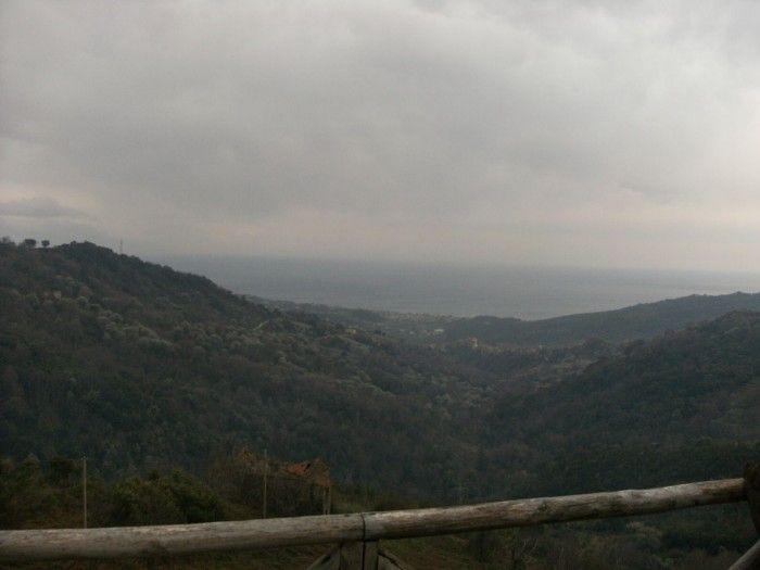 veduta del mare dal casale Inoltre c è la sede dell Ateneo Nomade Triangolare di Cultura Rurale.