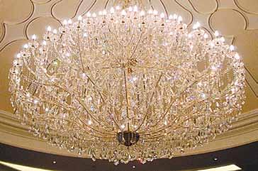 Chandelier: Maria