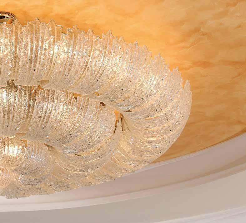 Location: Hotel in Italy Ceiling lamp: Murano glass plate Dimensions: Ø 180