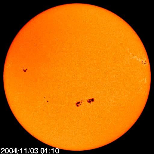 La fotosfera E la superficie visibile del Sole caratterizzata
