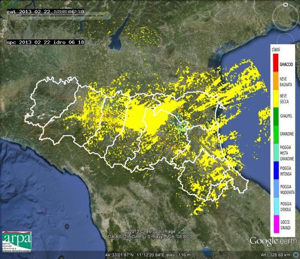 Fig.17 -Profilo verticale di riflettività dal radar di San Pietro Capofiume del 22/2/2012 alle 06.45 UTC e mappa di classificazione delle idrometeore del 22/2/2012 alle 06.18 UTC (a destra).