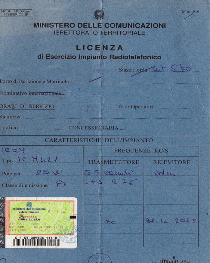 Per poter utilizzare il Vhf su un natante il comandante deve possedere il Certificato Limitato di Radiotelefonista per naviglio minore e l'indicativo di