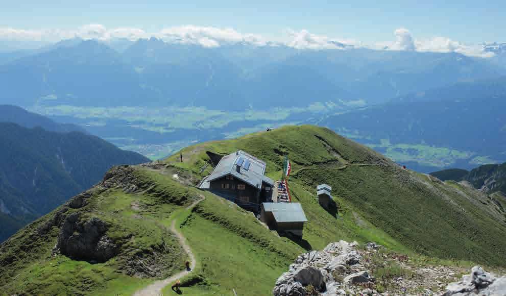 19 NÖRDLINGER HÜTTE / CHEMIN N 84, 10 Parcours: Reith / voie d accès à Maximilianhütte - alpage de Reitherjoch-Alm - refuge de Nördlinger Hütte Temps de marche: env.