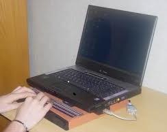 Computer con barra braille
