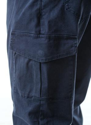 Lione Pantalone multitasche elasticizzato 98% cotone 2% elastan - Taschino portamonete anteriore - Due tasche laterali con bottoni
