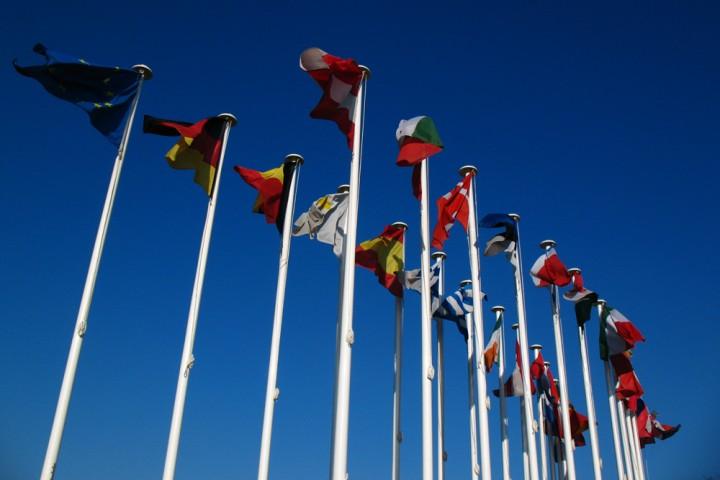 L ingresso della Turchia nell Unione europea: una questione aperta European flags in the Jardin du Luxembourg, Paris di Vincent Garcia, licenza CC BY NC ND 2.0 da www.flickr.