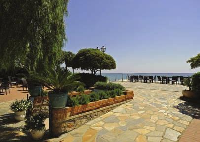 GRAND HOTEL MEDITERRANÈE HHHH Il Grand Hotel Méditerranée è situato direttamente sul mare si trova in posizione