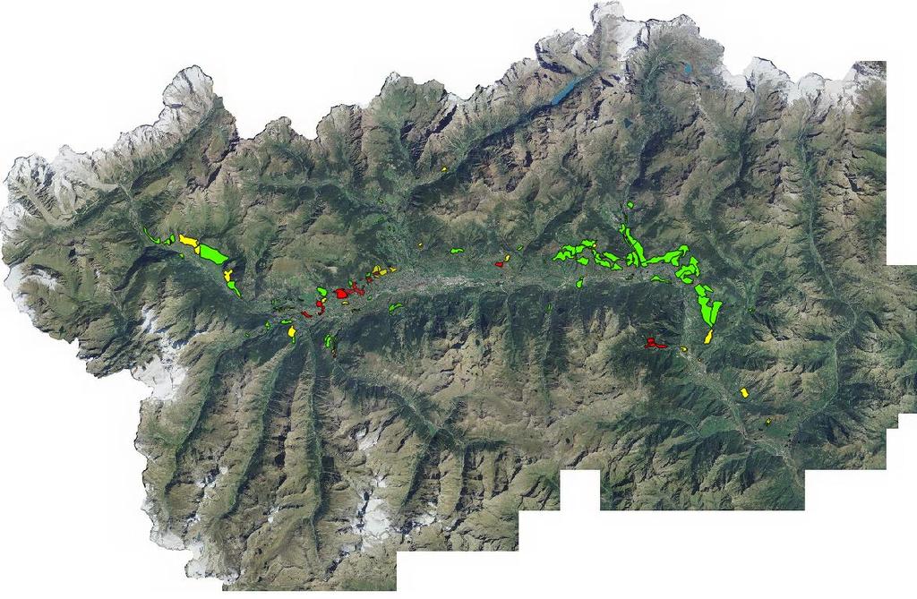 1 Monitoraggio Processionaria del pino 1.1 Intensità di attacco Il monitoraggio fitosanitario delle foreste regionali è effettuato dal Corpo forestale della Valle d Aosta.