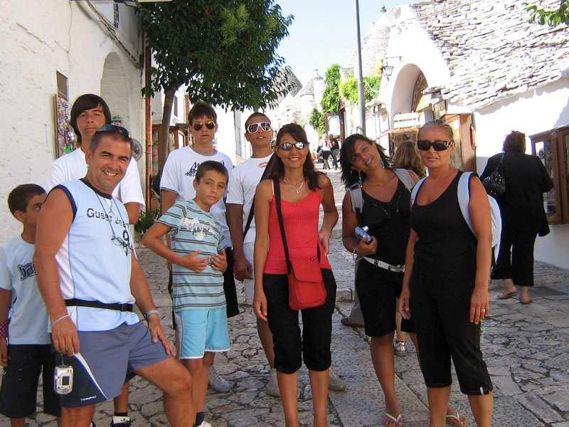 Giro turistico veloce con visita ai trulli dove puoi acquistare prodotti